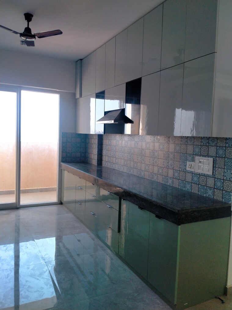 Room, tulip-yellow 3 Bedroom 1704 Sq.Ft. Apartment In Sector 69 Gurgaon 9438619