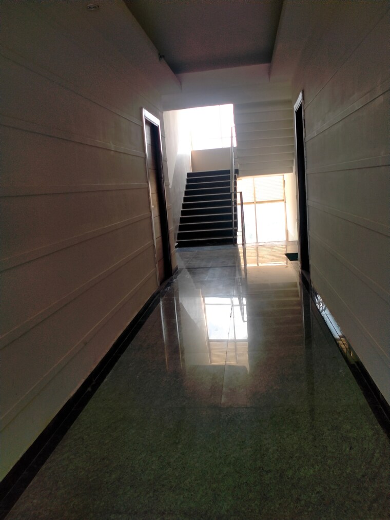 undefined, tulip-yellow 3 Bedroom 1704 Sq.Ft. Apartment In Sector 69 Gurgaon 9438619