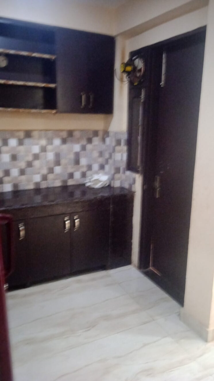 Kitchen, rwa-residential-society 1 Bedroom 180 Sq.Yd. Builder Floor In Sector 40 Gurgaon 9438610