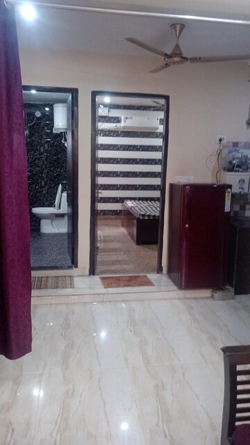 Staircase in 1 BHK Builder Floor at RWA Residential Society, Sector 40 – for Rent