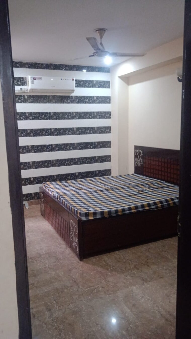 Bedroom, rwa-residential-society 1 Bedroom 180 Sq.Yd. Builder Floor In Sector 40 Gurgaon 9438610