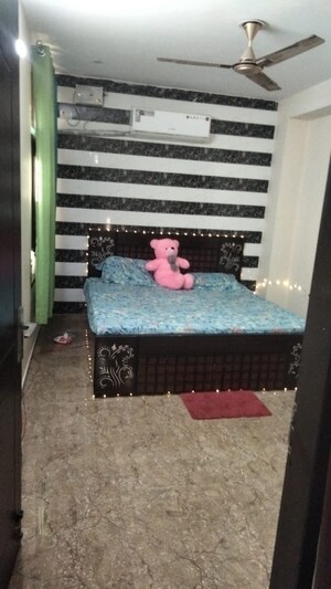 Bedroom in 1 BHK Builder Floor at RWA Residential Society, Sector 40 – for Rent