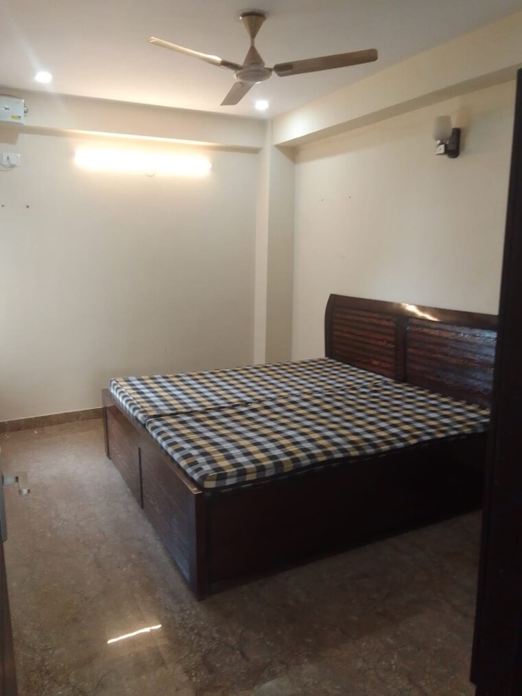 Bedroom, rwa-residential-society 1 Bedroom 180 Sq.Yd. Builder Floor In Sector 40 Gurgaon 9438610
