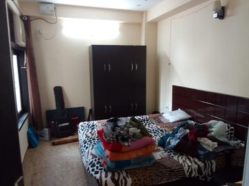 Bedroom in 1 BHK Builder Floor at RWA Residential Society, Sector 40 – for Rent
