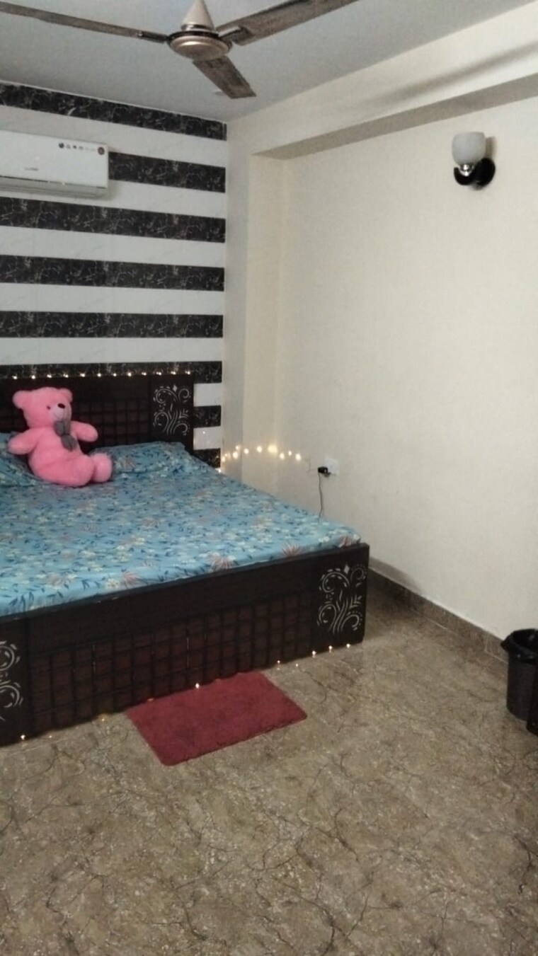 Bedroom, rwa-residential-society 1 Bedroom 180 Sq.Yd. Builder Floor In Sector 40 Gurgaon 9438610