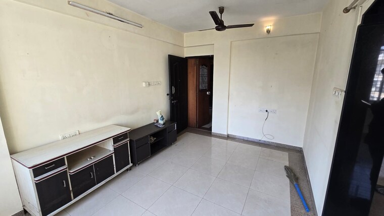 Kitchen, vasant-sagar 1 Bedroom 575 Sq.Ft. Apartment In Kandivali East Mumbai 9438617