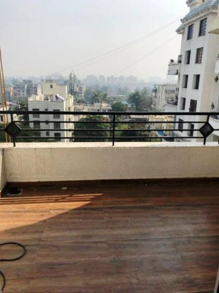 Terrace, city-pride 2 Bedroom 1000 Sq.Ft. Apartment In Kothrud Pune 9438614