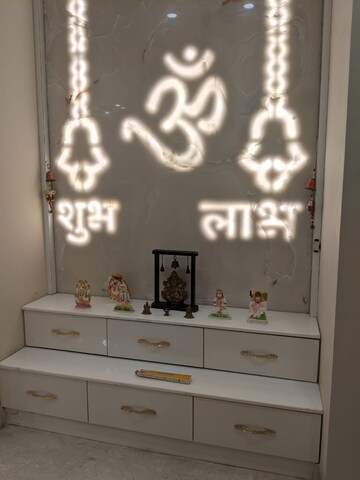 Furnished Amenities in 4 BHK Apartment at Conscient Heritage One, Sector 62 – for Rent