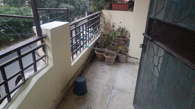 Balcony, vaishali sector 6 2 Bedroom 910 Sq.Ft. Builder Floor In Vaishali Sector 6 Ghaziabad 9438922
