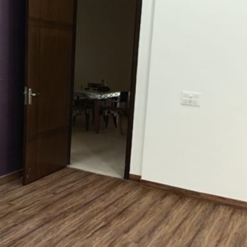 Room in 4 BHK Builder Floor at Suncity Township Gurgaon, Sector 54 – for Sale