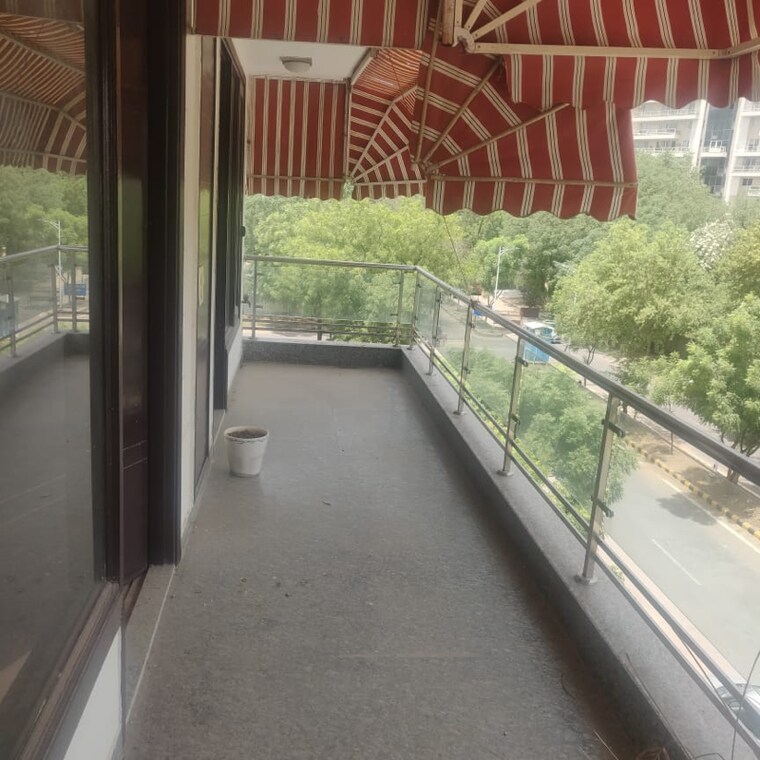 Balcony, suncity-township-gurgaon 4 Bedroom 2405 Sq.Ft. Builder Floor In Sector 54 Gurgaon 9439086