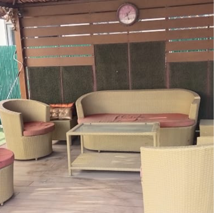 Team Area, suncity-township-gurgaon 4 Bedroom 2405 Sq.Ft. Builder Floor In Sector 54 Gurgaon 9439086