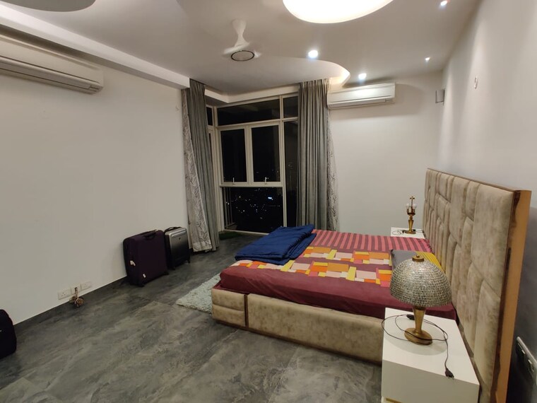 Bedroom, emaar-emerald-floors-premier 4 Bedroom 2000 Sq.Ft. Apartment In Sector 65 Gurgaon 9439055