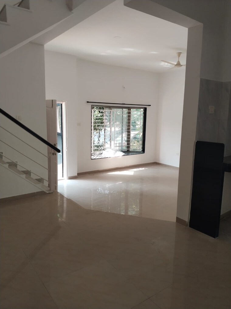Room, lohia-jain-megh-malhar-raga 3 Bedroom 1500 Sq.Ft. Apartment In Bavdhan Pune 9439024