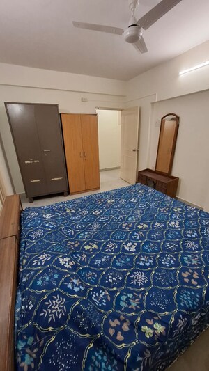 Bedroom in 2 BHK Apartment at Powai Cosmopolitan CHS, Powai – for Rent