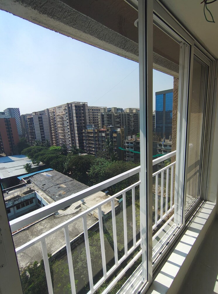 Balcony, nawada 2 Bedroom 70 Sq.Yd. Builder Floor In Nawada Delhi 9439032