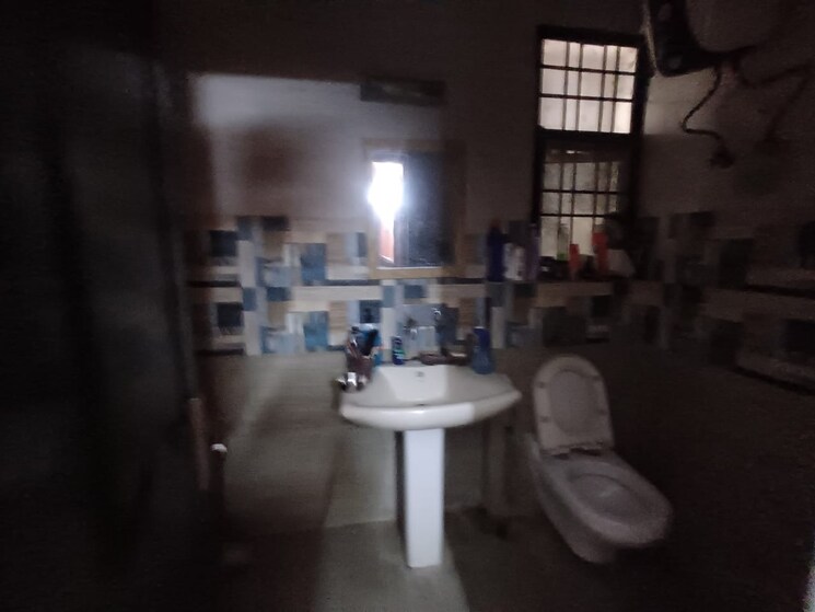 Attached Bathroom, panchsheel-greens-ii 2.5 Bedroom 1350 Sq.Ft. Apartment In Sector 16 Greater Noida Greater Noida 9439139