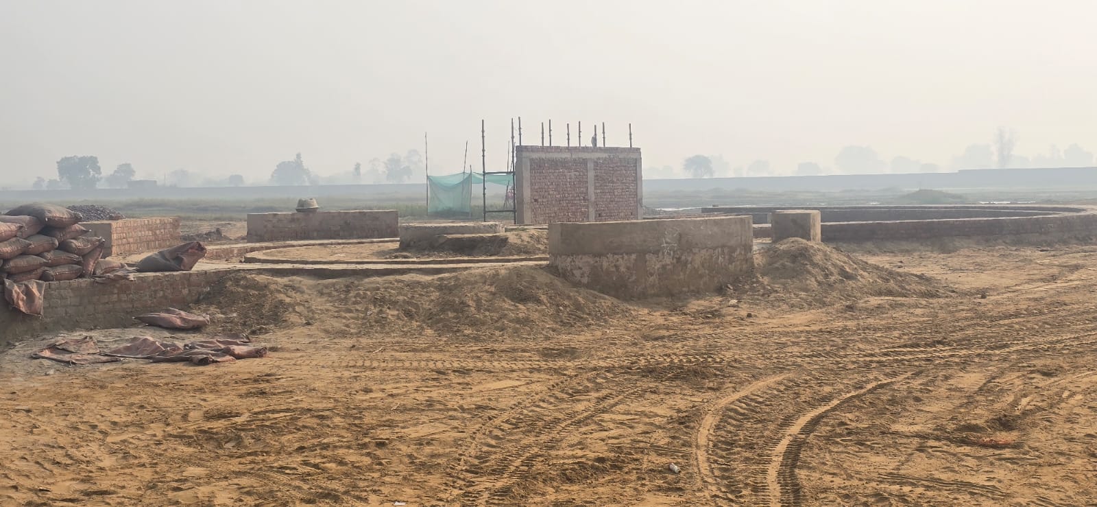 Plot For Sale in Barsana