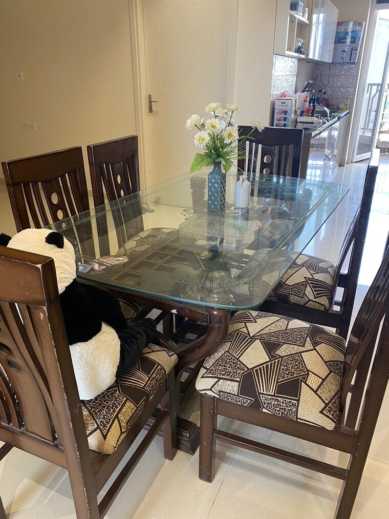 Dining area, skyline-park 4 Bedroom 2170 Sq.Ft. Apartment In Vip Road Zirakpur 9439227