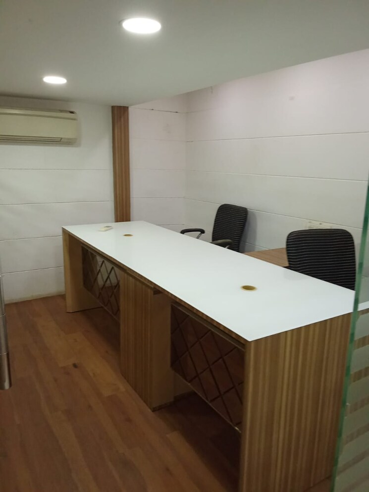 Team Area, maplle-morya-classic Commercial Office Space 1400 Sq.Ft. In Andheri West Mumbai 9439256