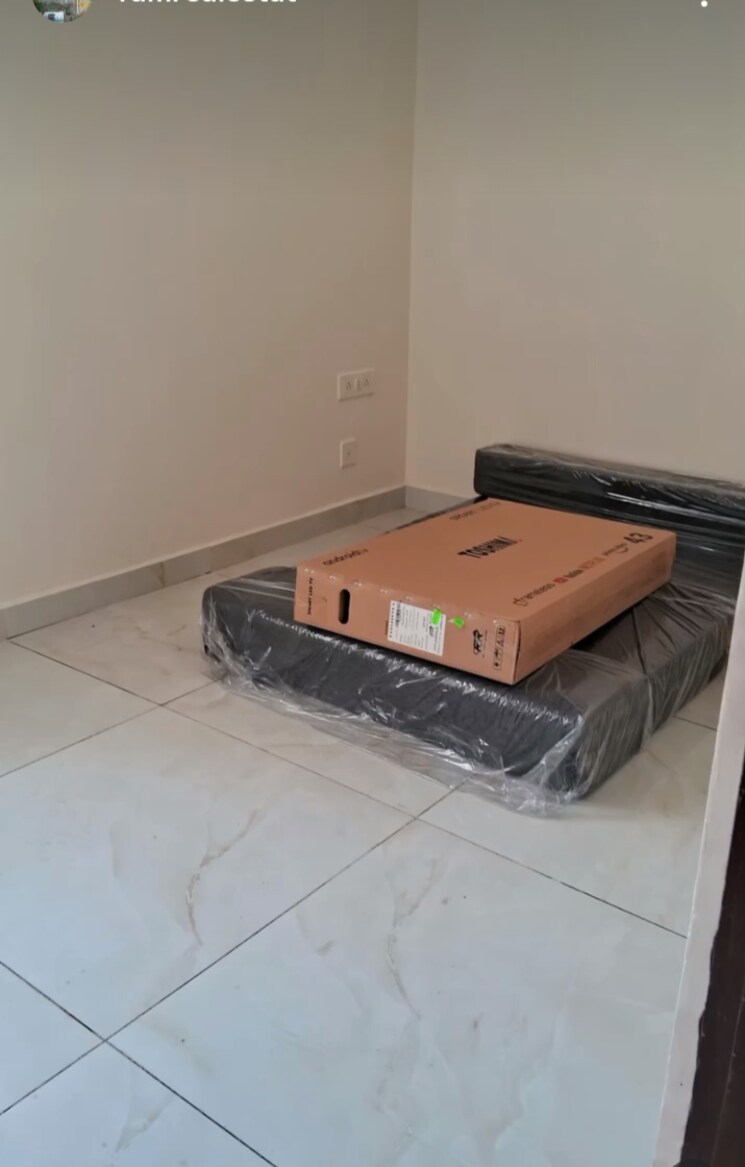 Kitchen, vip road 3 Bedroom 1450 Sq.Ft. Apartment In Vip Road Zirakpur 9439346