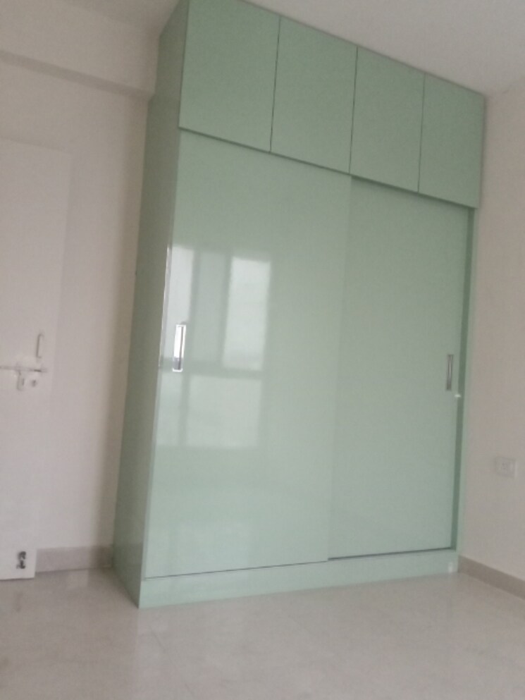 Room, signature-global-prime 2 Bedroom 834 Sq.Ft. Apartment In Sector 63a Gurgaon 9439411