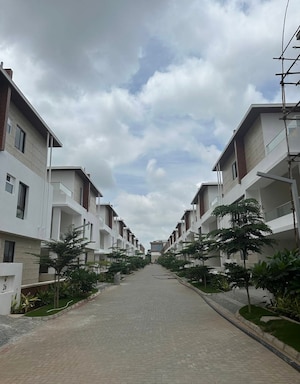 4 BHK Villa For Sale in Financial District