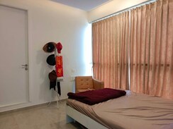 6 BHK + Pooja Room Apartment For Sale in Sheth Avalon