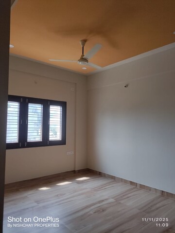 Bedroom in 2.5 BHK Apartment at Kothanur – for Rent