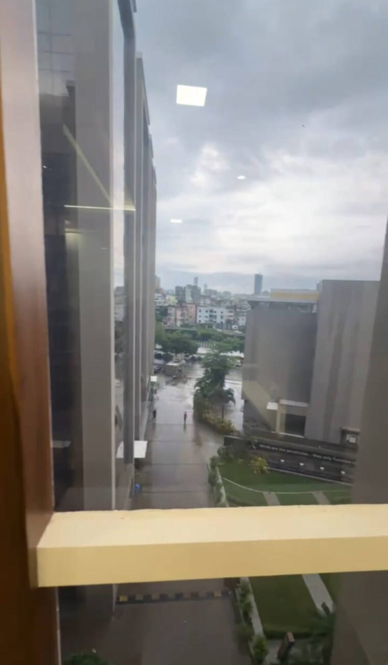 undefined, thaltej Commercial Office Space 775 Sq.Ft. In Thaltej Ahmedabad 9439564