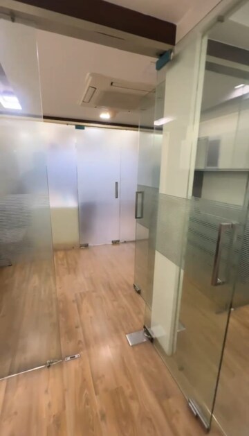   Office Space at Thaltej – for Rent