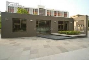  Office Space – Exterior View View at Thaltej - for Rent
