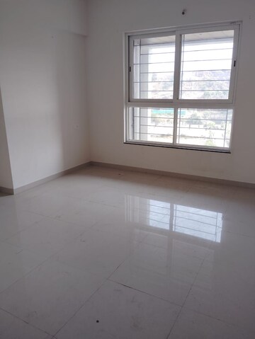 Room in 3 BHK Apartment at Sharada Alliance Akashparv, Bavdhan – for Rent