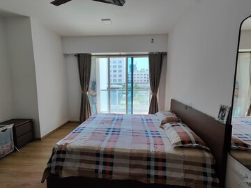 Bedroom in 4 BHK Apartment at Sheth Avalon, Laxmi Nagar – for Sale