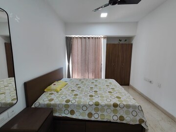 Bedroom in 4 BHK Apartment at Sheth Avalon, Laxmi Nagar – for Sale