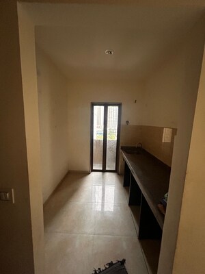 Room in 1 BHK Apartment at Sunteck Maxxworld, Tivri – for Rent