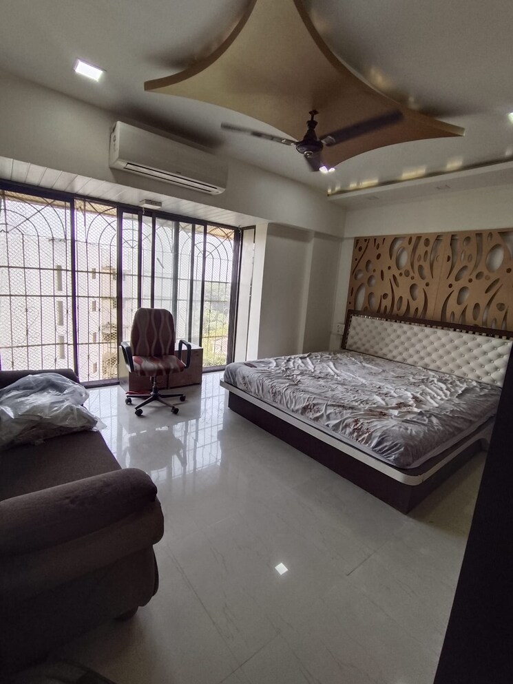 Bedroom, royal-palms 3 Bedroom 1700 Sq.Ft. Apartment In Goregaon East Mumbai 9439880