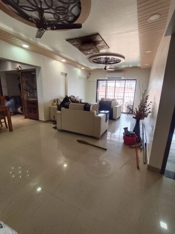 3 BHK Apartment For Rent in Royal Palms, Goregaon East