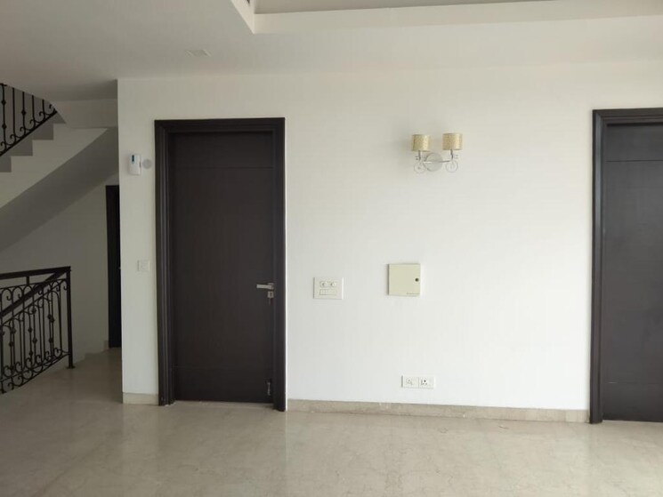 Room, vipul-tatvam-villas 4 Bedroom 400 Sq.Yd. Villa In Sector 48 Gurgaon 9439888