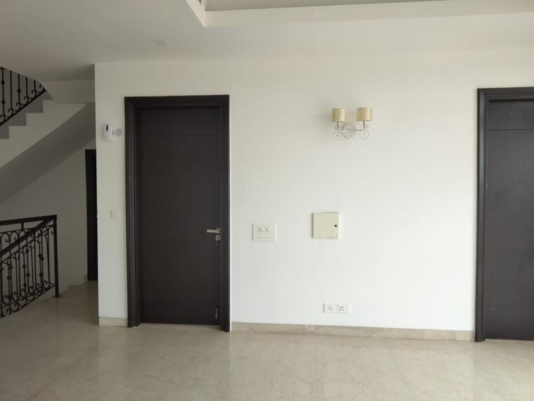 Room, vipul-tatvam-villas 4 Bedroom 400 Sq.Yd. Villa In Sector 48 Gurgaon 9439888