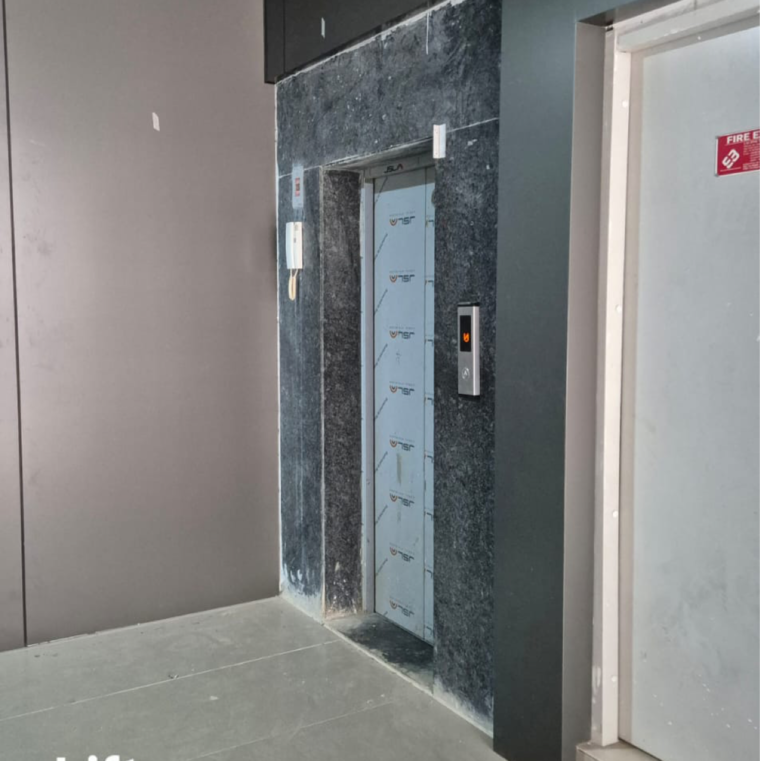 undefined, mittal-petals Commercial Office Space 200 Sq.Ft. In Park Street Pune 9439920