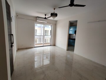 Room in 2 BHK Apartment at Smart World Gems, Sector 89 – for Sale