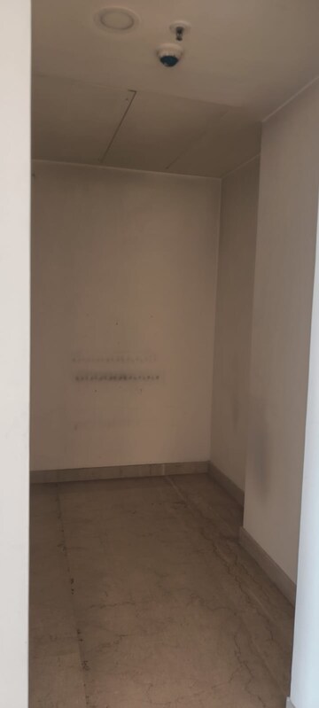 Room in 3 BHK Apartment at M3M Golf Estate, Sector 65 – for Sale