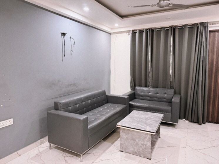 Living Room, suncity-township-gurgaon 3 Bedroom 2200 Sq.Ft. Builder Floor In Sector 54 Gurgaon 9440036