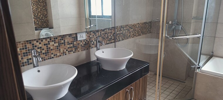 Attached Bathroom, m3m-golf-estate-fairway-east 3.5 Bedroom 3899 Sq.Ft. Apartment In Sector 65 Gurgaon 9440103