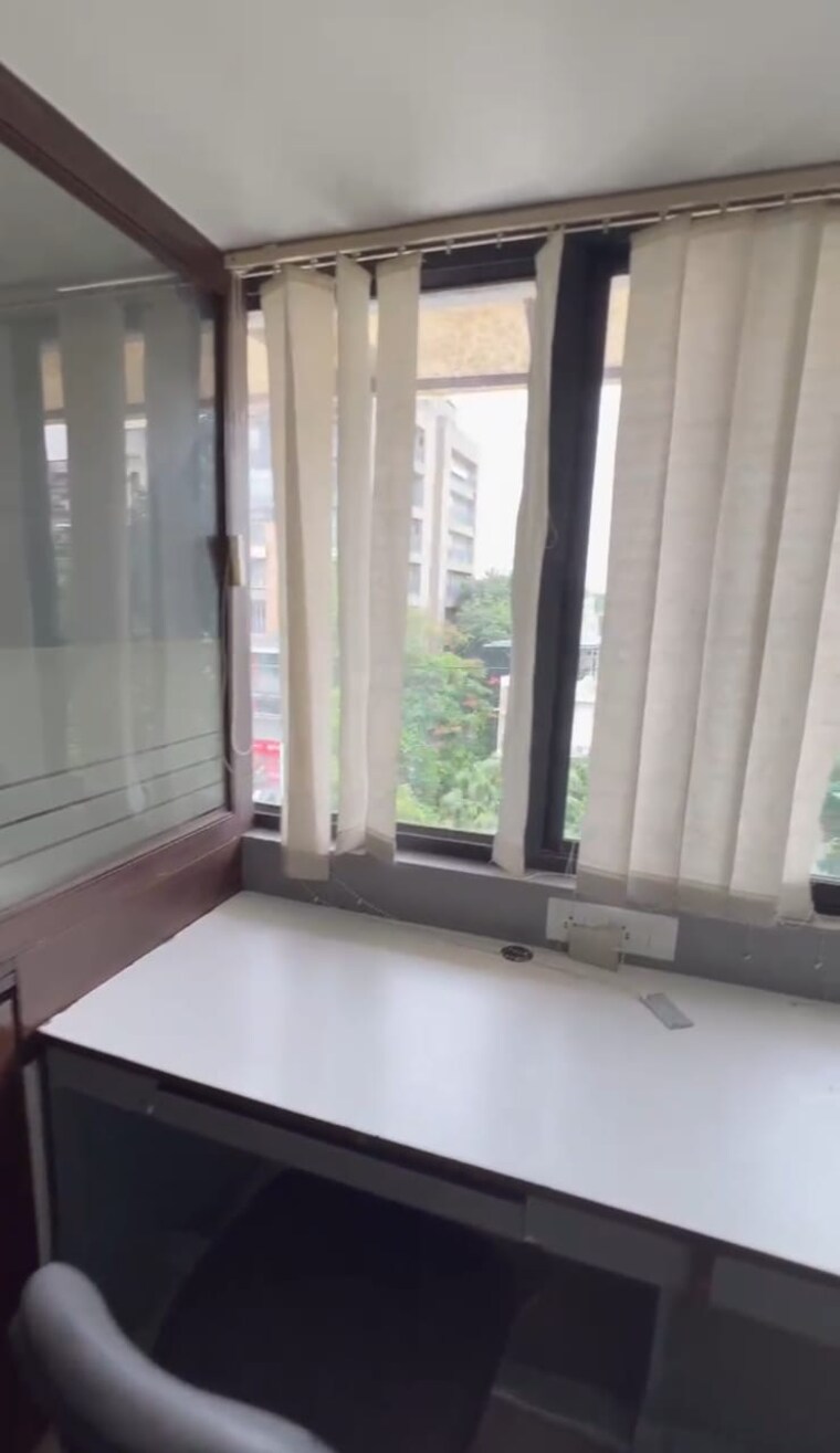 undefined, sun-westbank Commercial Office Space 625 Sq.Ft. In Navrangpura Ahmedabad 9440224