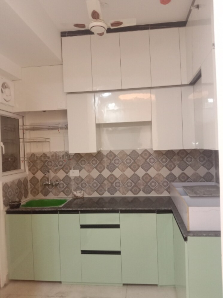 Kitchen, signature-global-prime 2 Bedroom 834 Sq.Ft. Apartment In Sector 63a Gurgaon 9440378