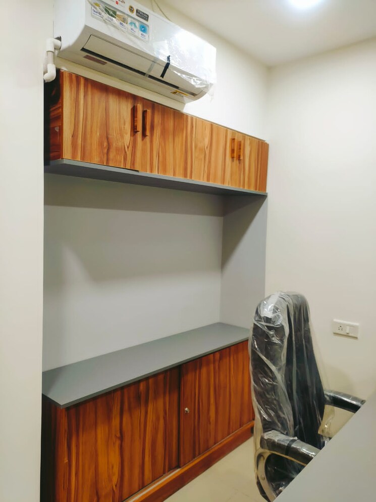 undefined, ashram road Commercial Office Space 700 Sq.Ft. In Ashram Road Ahmedabad 9440367