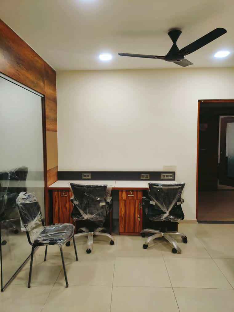 Living Room, ashram road Commercial Office Space 700 Sq.Ft. In Ashram Road Ahmedabad 9440367