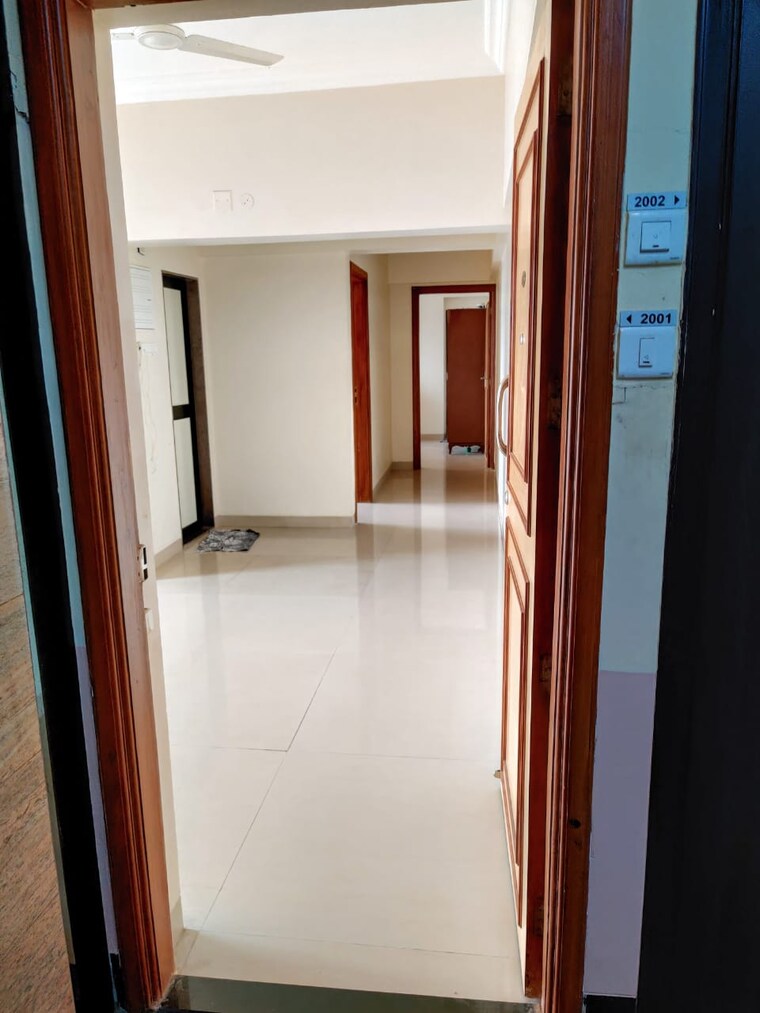 Room, k-raheja-heights 1 Bedroom 465 Sq.Ft. Apartment In Malad East Mumbai 9440526